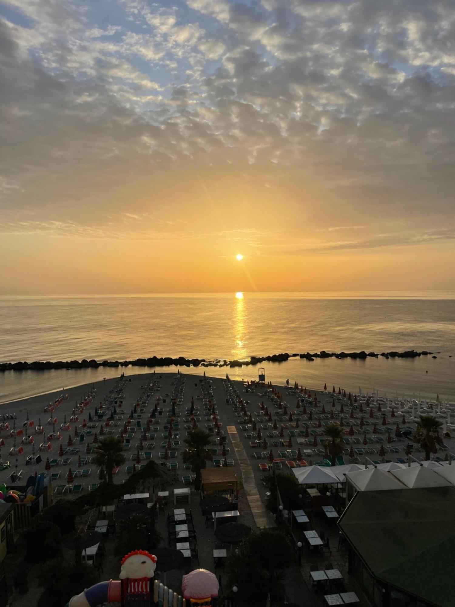 Il Balcone Sul Mare Apartment Porto Recanati Exterior foto